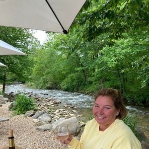 Meet your Posher, Lynn